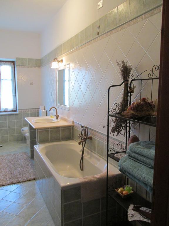 Отель Agriturismo Arcobaleno Aramengo Номер фото